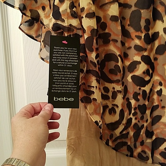 BEBE FLUTTER SLEEVE DRESS - Picture 7 of 7